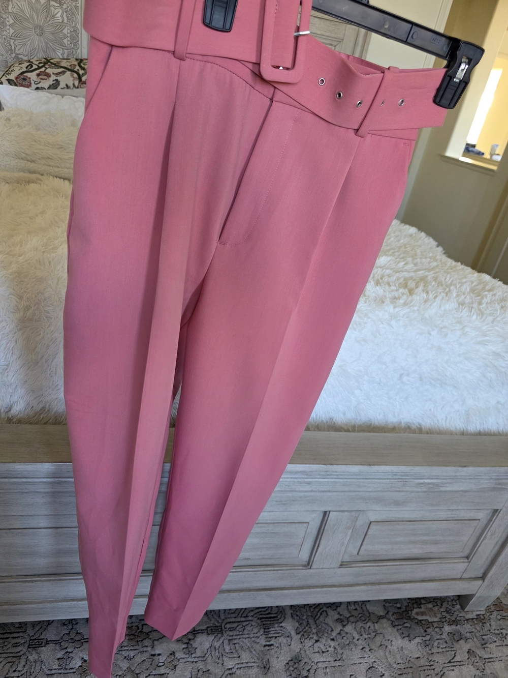 Zara High-Waist Pink Trousers with Belt